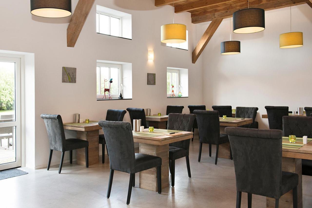 Hoevehotel 'Hof Christina' Vrouwenpolder Extérieur photo